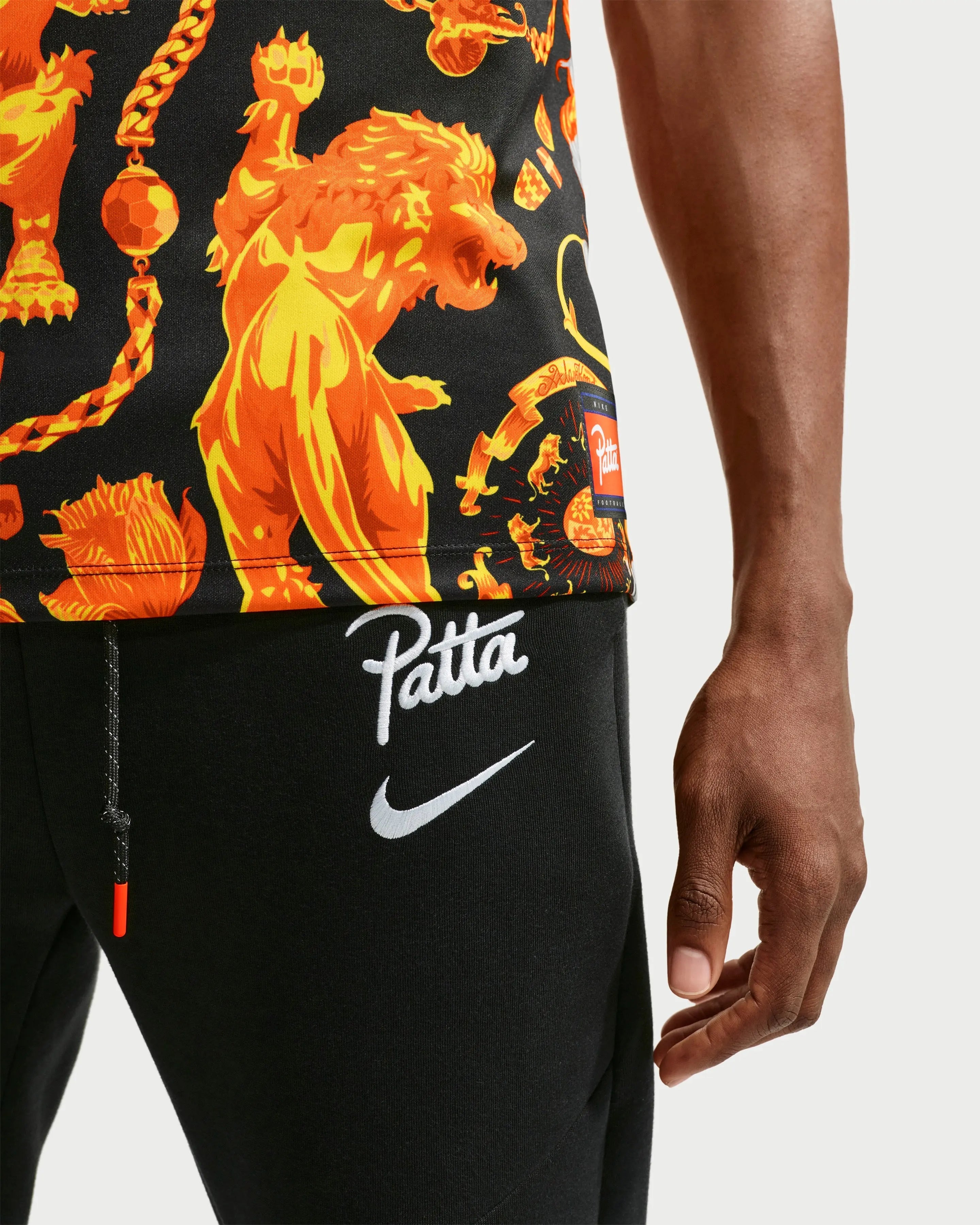 Nike patta コラボパンツ　カンティス着用 Nike Knvx Mnike Df Acdpr X2 SS Pm Top (Black/White) (Collaborator